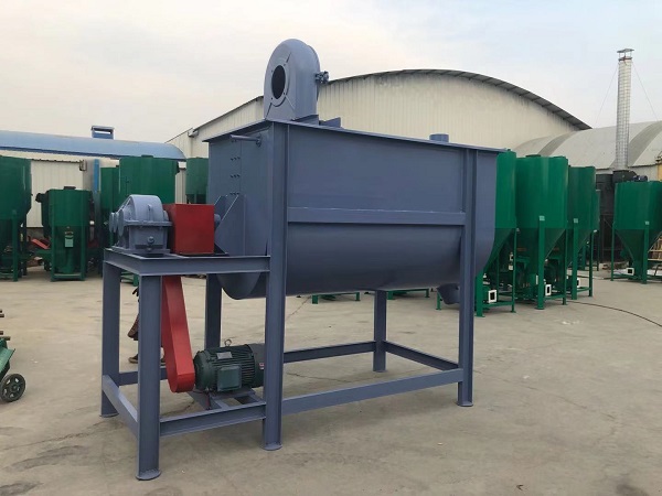 如何選擇臥式攪拌機(jī)？